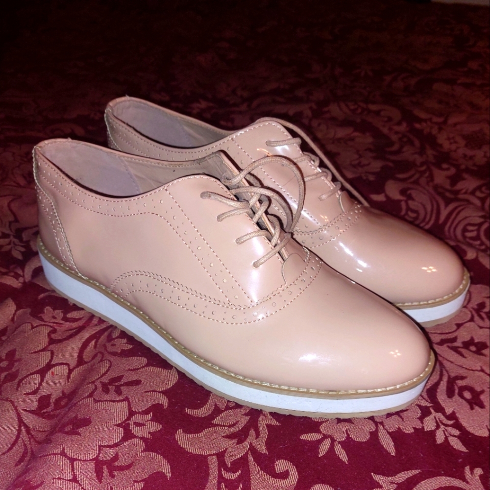 Shoe Dazzle Pink Oxfords